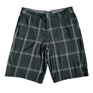 O’Neil Men’s Black with Gray and White plaid design size 34